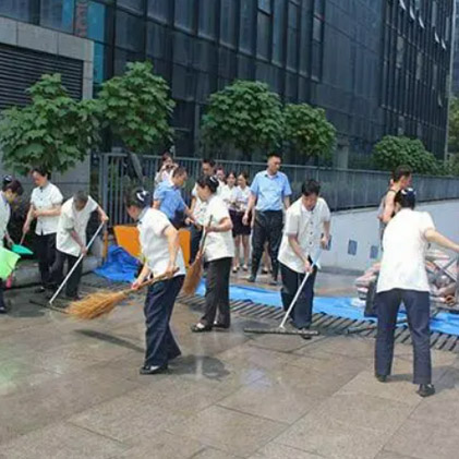 ?？谖飿I(yè)保潔托管